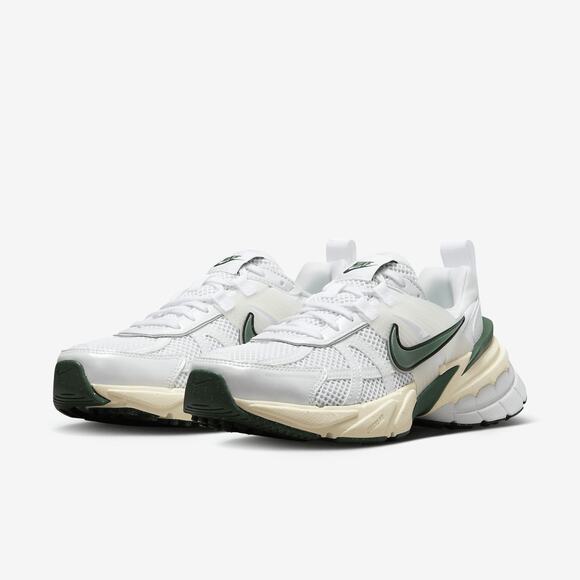 NWT Nike Women's V2K Run Sneakers, Summit White/Metallic Silver, Size 5 - Picture 1 of 6